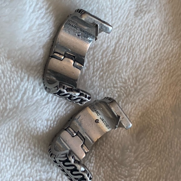 MARC JACOBS Monogram Engraved Chunky Hoop Earrings - Picture 5 of 12